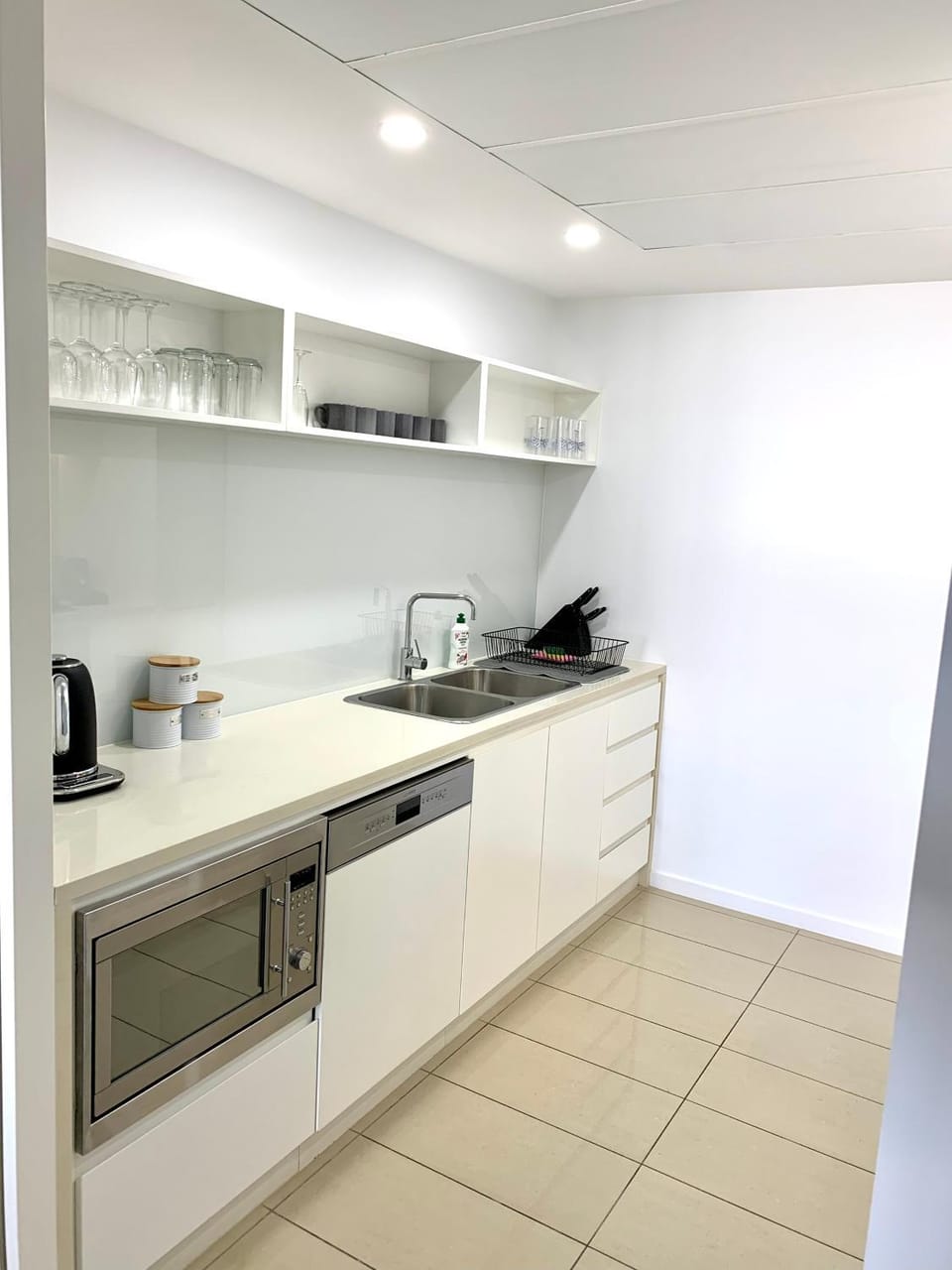 Coffee/tea facilities, Kitchen or kitchenette, minibar