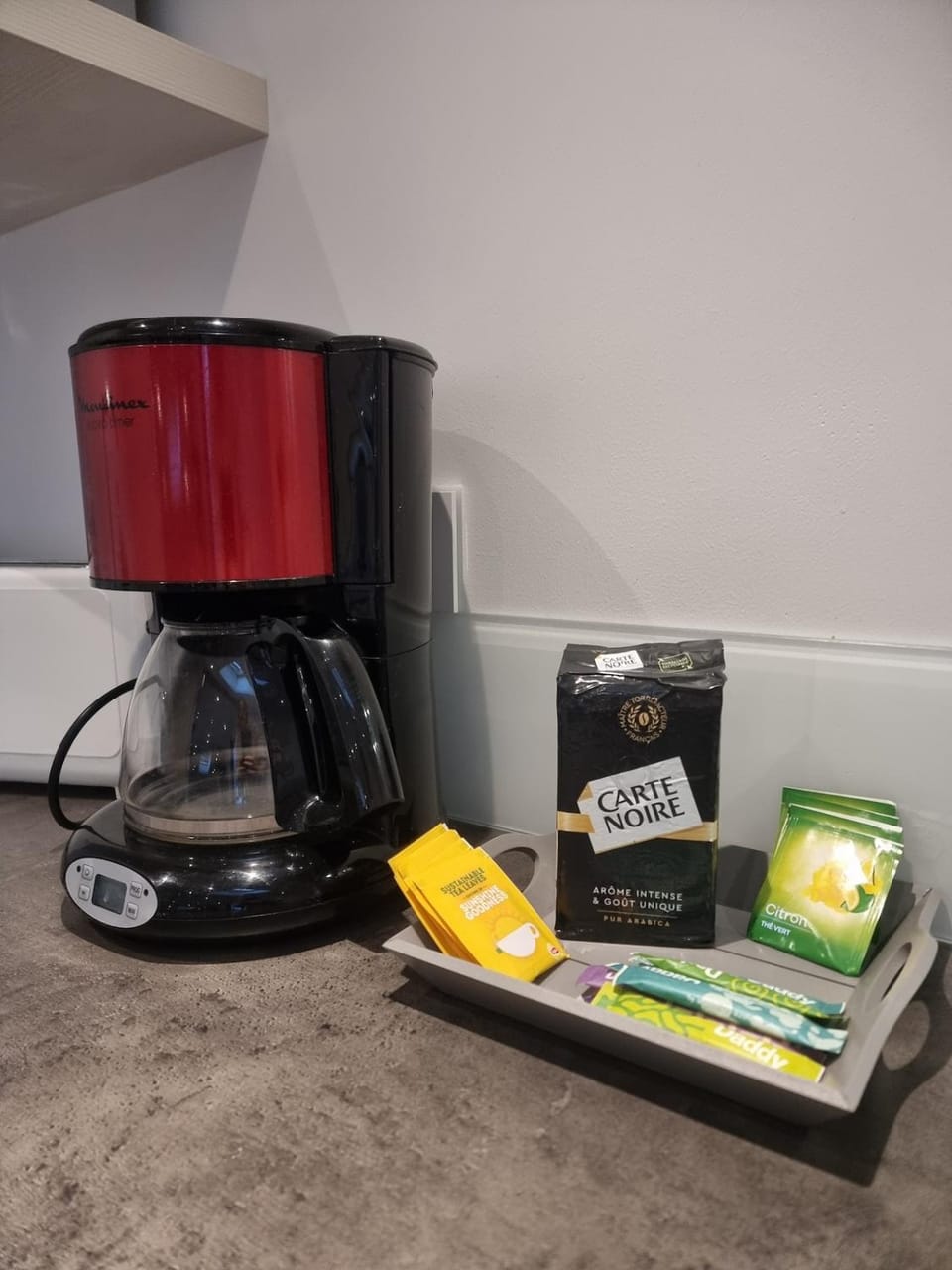 Coffee/tea facilities, Kitchen or kitchenette, toaster