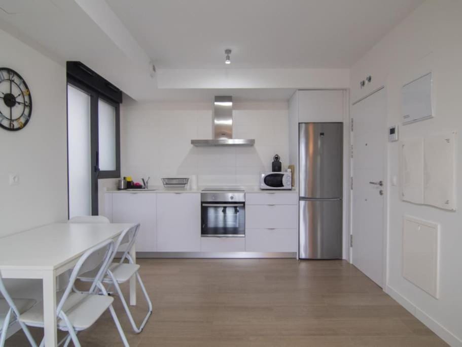 Kitchen or kitchenette, pet friendly, stove