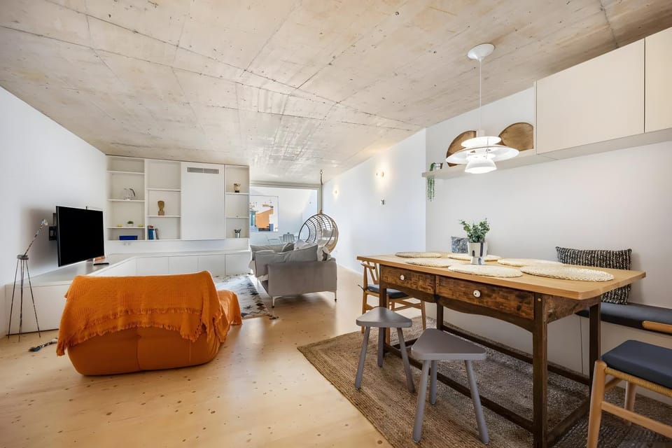 Property building, Living room