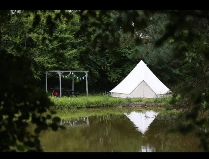 Wildberry glamping Luxury tent in Pays de la Loire