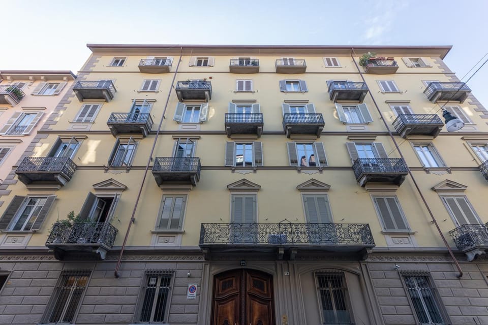 Property building, Facade/entrance, Off site
