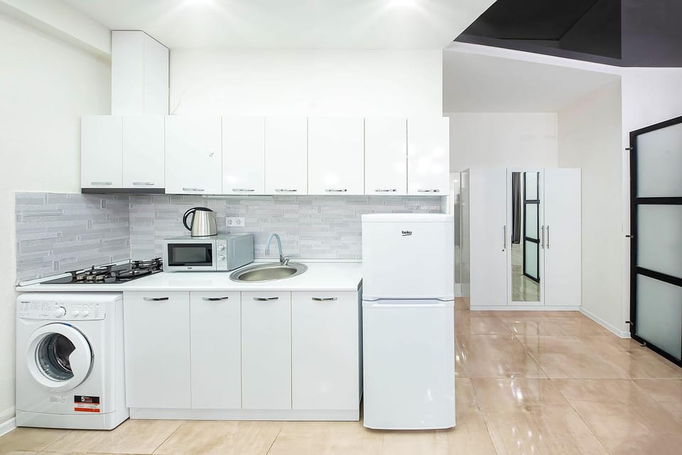 Kitchen or kitchenette, kitchen, kitchen