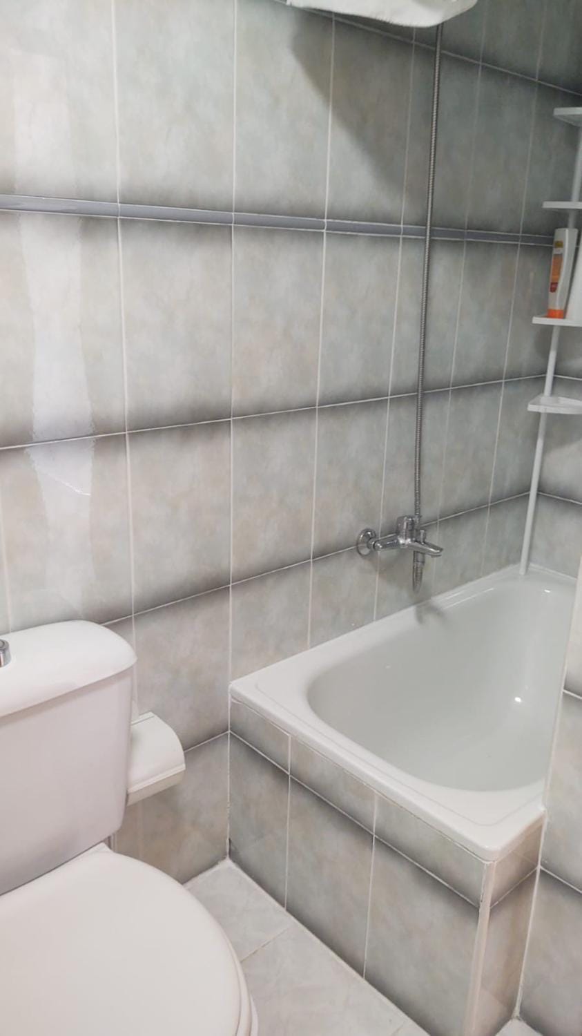 Toilet, Bath