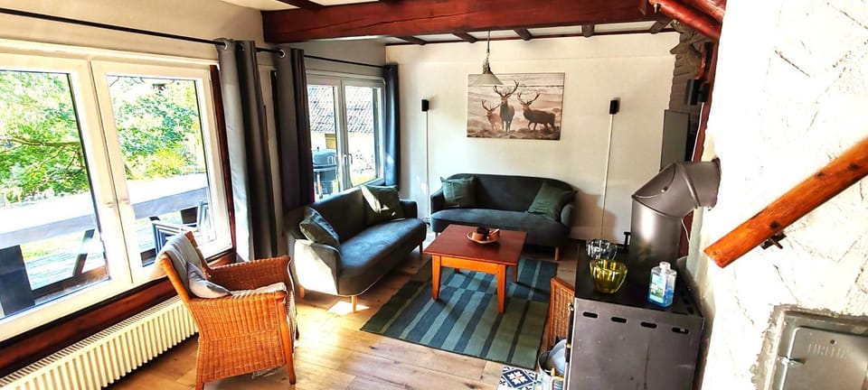 Living room, Photo of the whole room