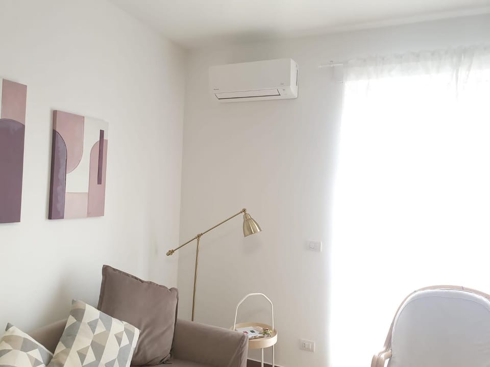 Living room, air conditioner