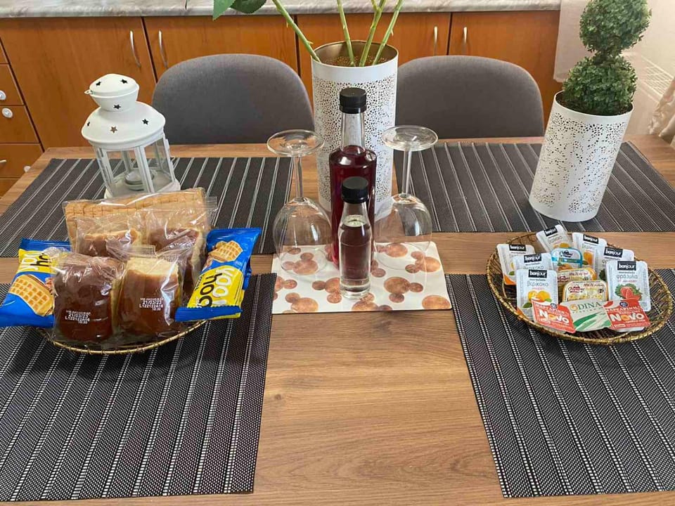 Buffet breakfast