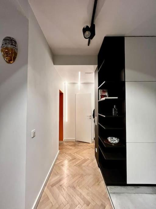 Art & Design 3 rooms apartment in city center Apartment in Wroclaw