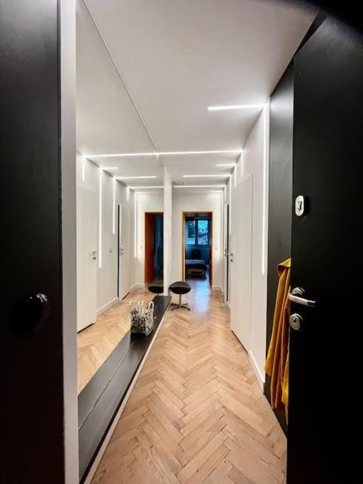 Art & Design 3 rooms apartment in city center Apartment in Wroclaw