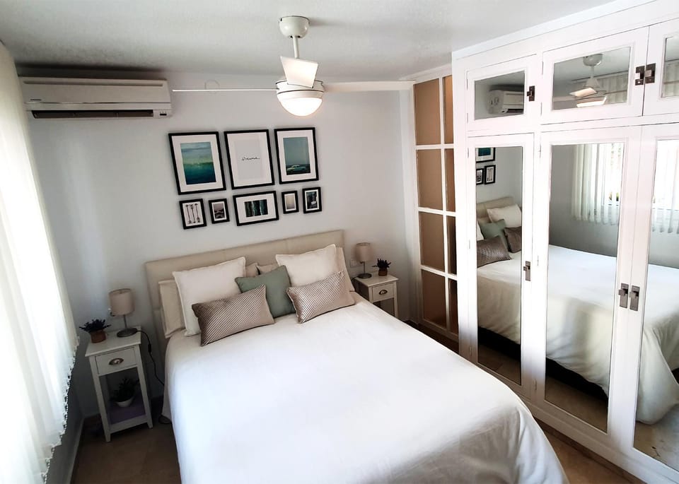 Bed, air conditioner