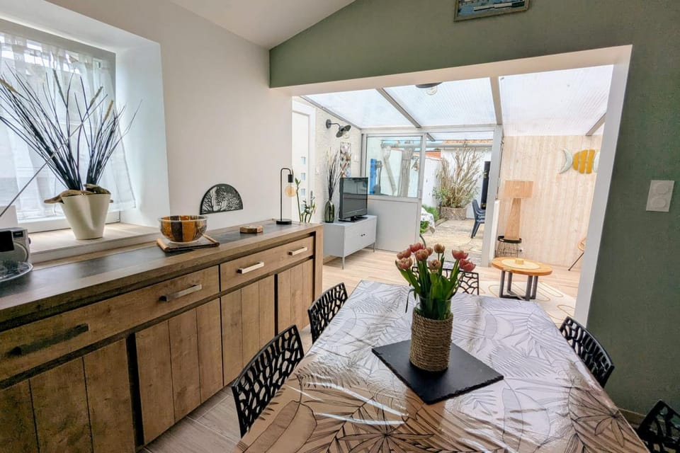 Vacation house between port and beach with garage House in Les Sables-d'Olonne