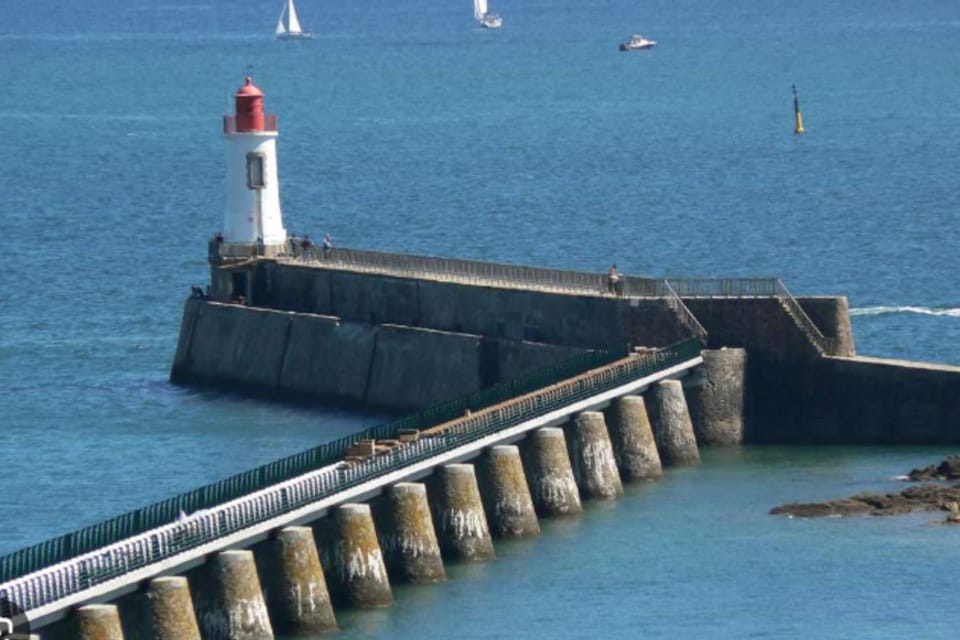 Vacation house between port and beach with garage House in Les Sables-d'Olonne