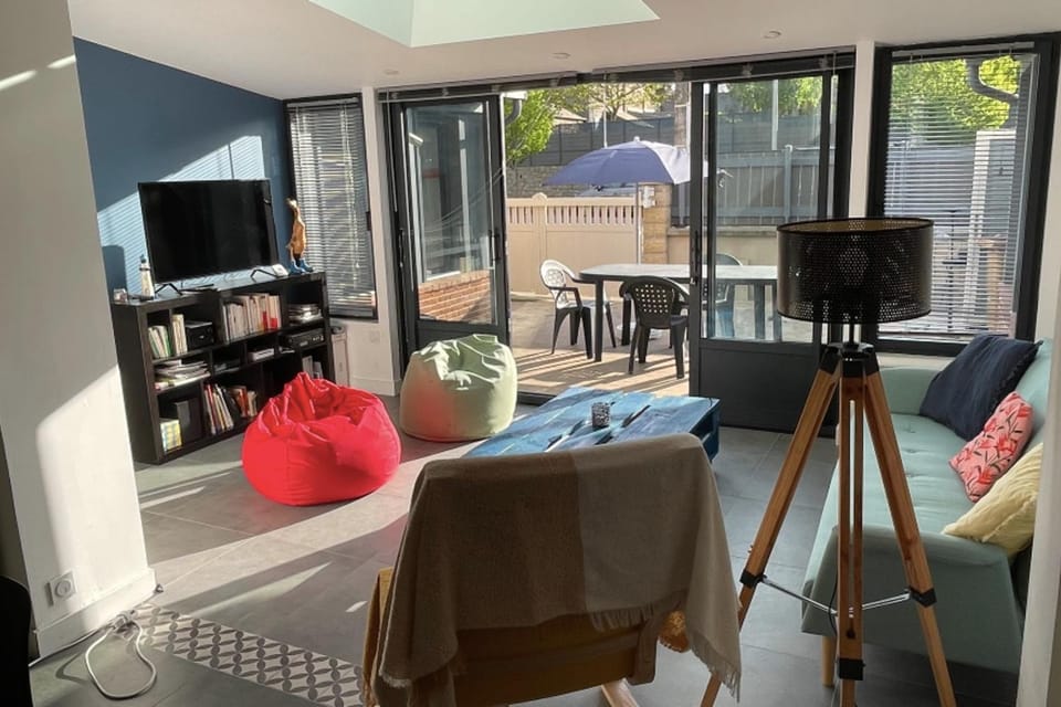 House with terrace near the beach House in Dinard