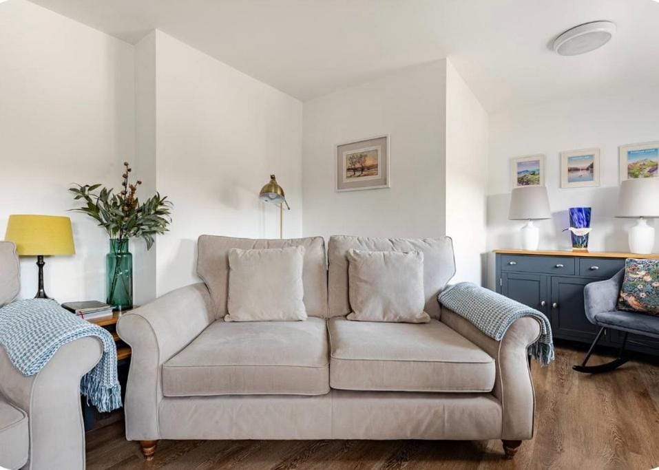 No5 at 53 - 2 bed apartment in Leek, Staffs Peak District Apartment in Leek