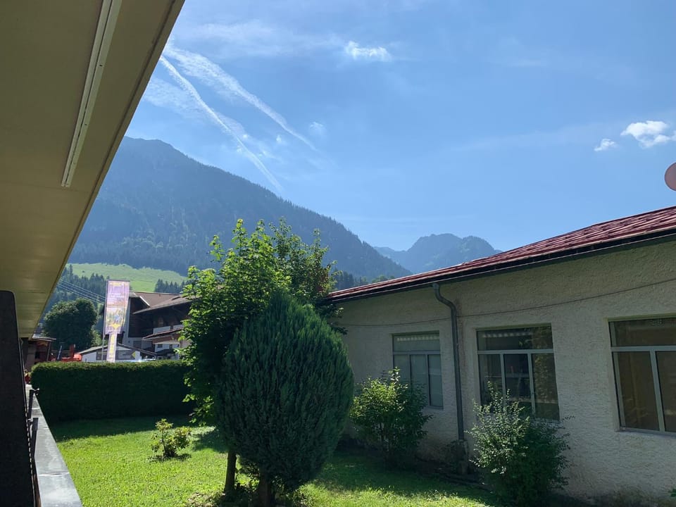 Garden view, Mountain view