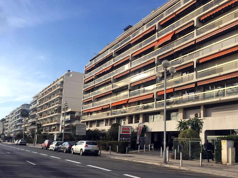 Property building, Street view, Location, Parking