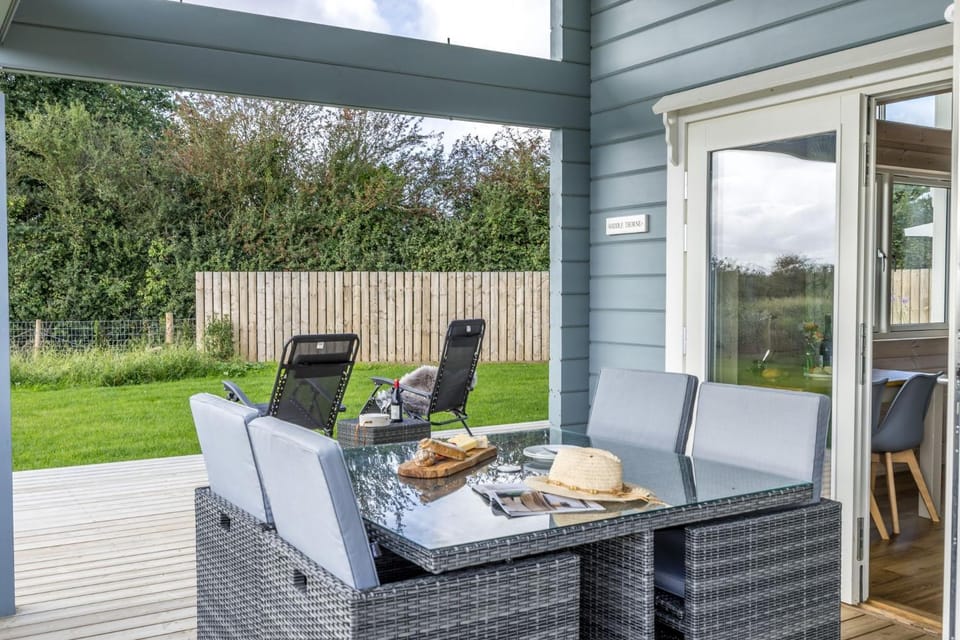 Patio, Seating area