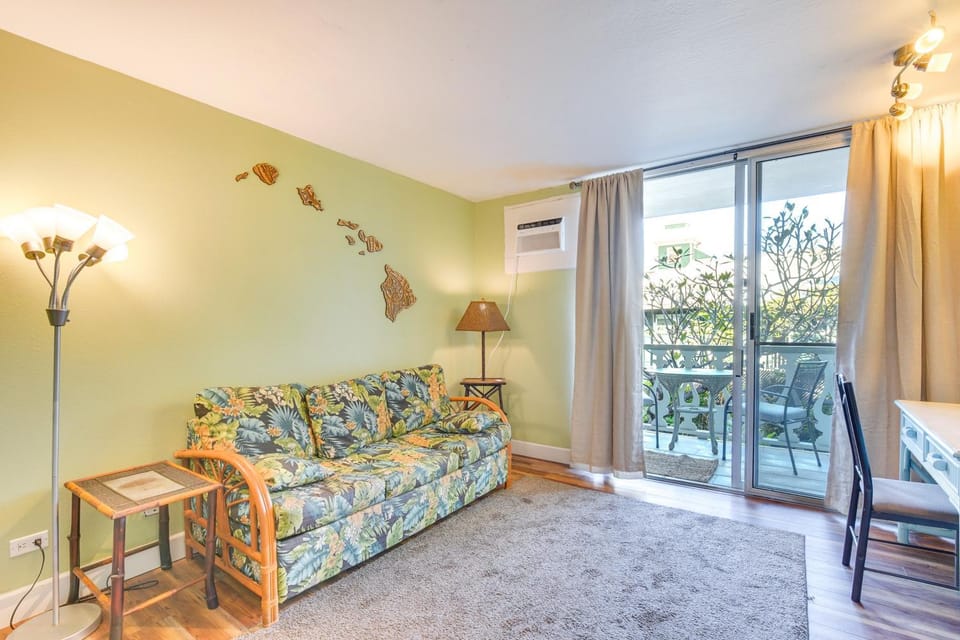 Downtown Kailua-Kona Escape Steps to Ocean! Apartment in Holualoa