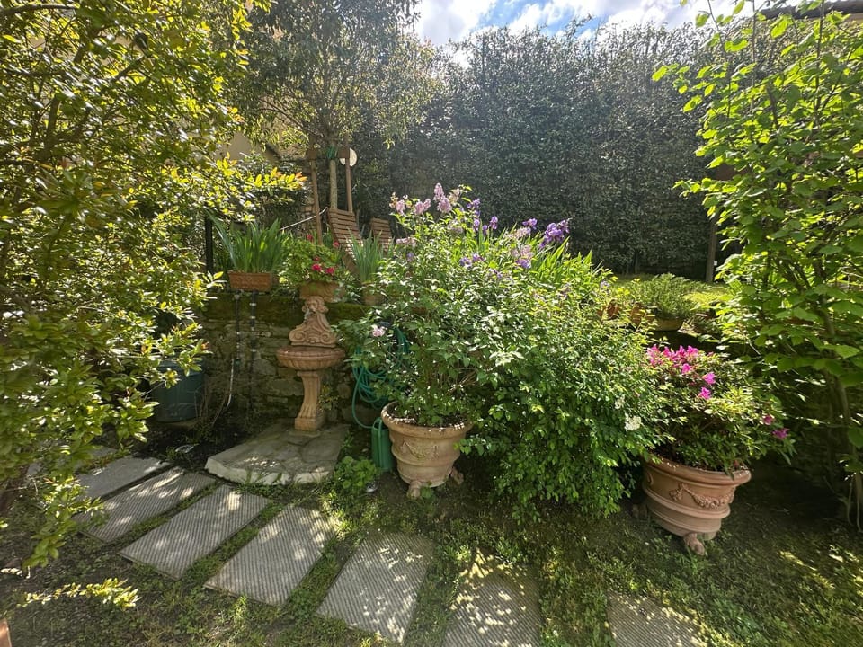 Elegante bilocale / Elegant Double Room Apartment in Fiesole