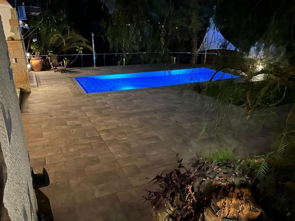 Night, Swimming pool