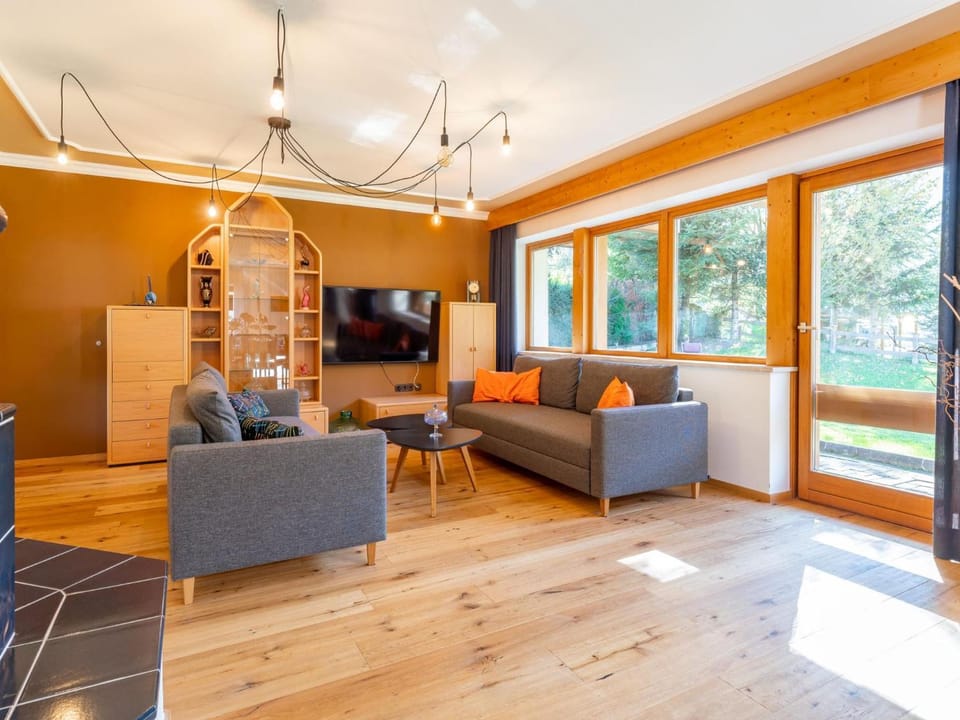 Communal lounge/ TV room, Living room