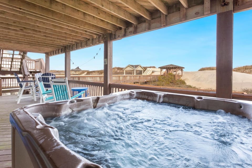 6119 - Gone Coastal House in Nags Head