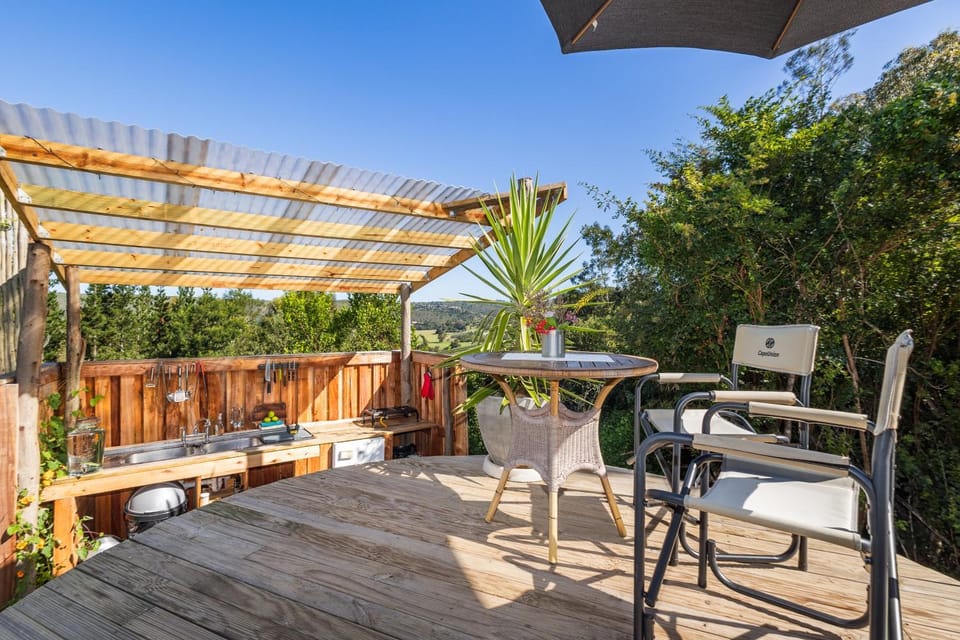Balcony/Terrace, Kitchen or kitchenette, Dining area