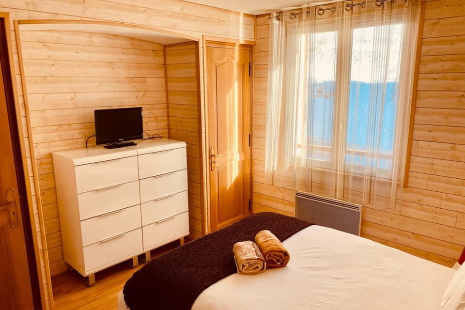 2 room apartment in the center close to the slopes House in Piedmont