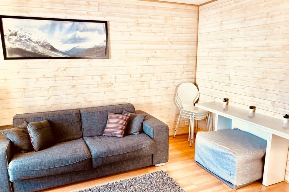 2 room apartment in the center close to the slopes House in Piedmont