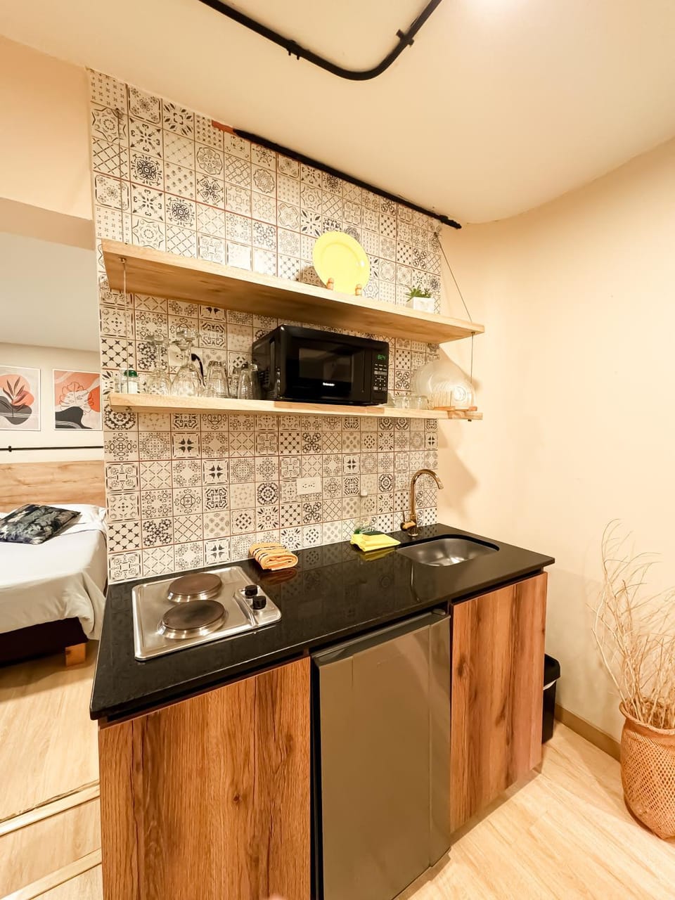Kitchen or kitchenette, stove