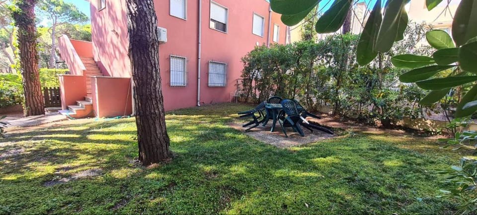 Garden, Garden, Garden view