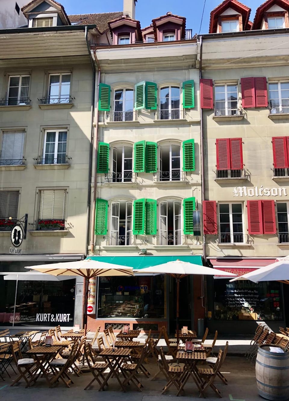 Property building, Day, Location