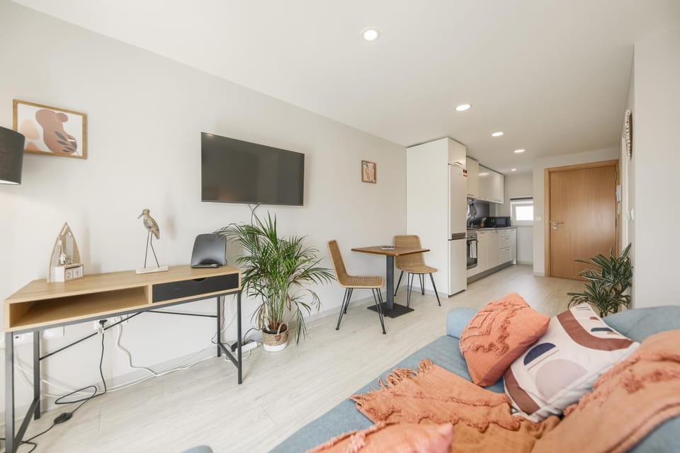 Communal lounge/ TV room, Bed, TV and multimedia, Kitchen or kitchenette, Dining area