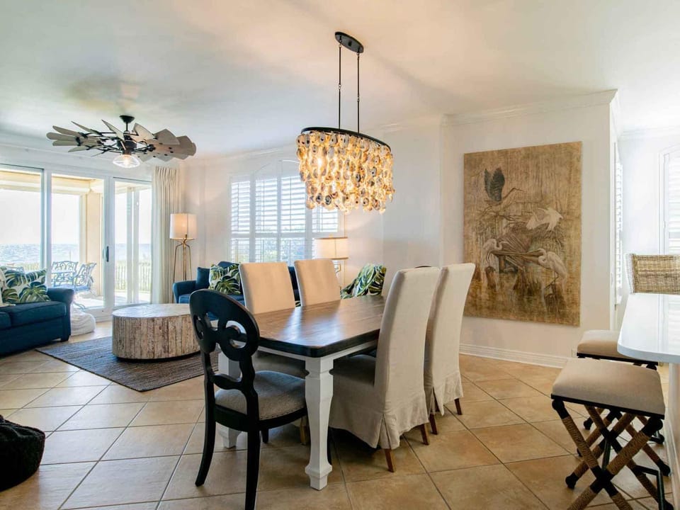 Living room, Seating area, Dining area, Sea view, furniture