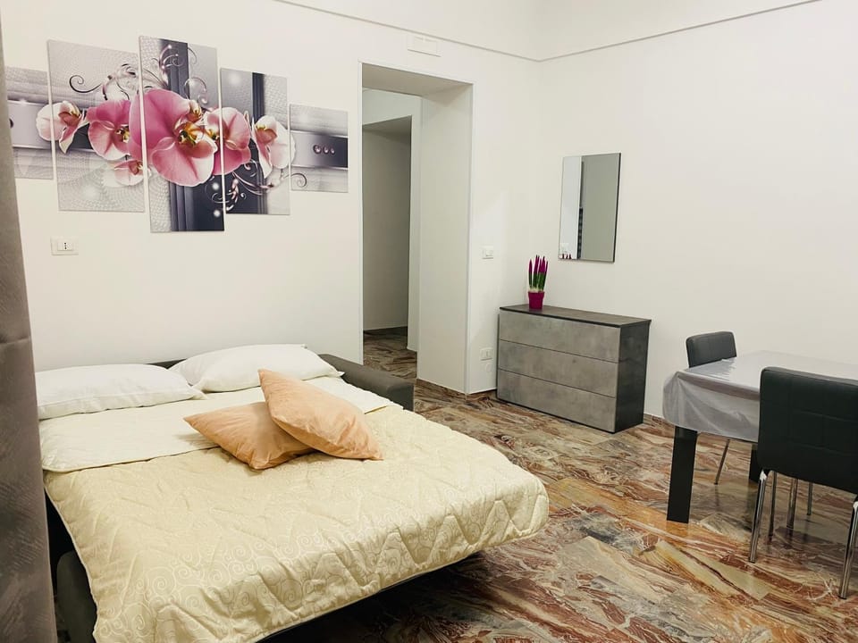 Bed, Living room, Seating area