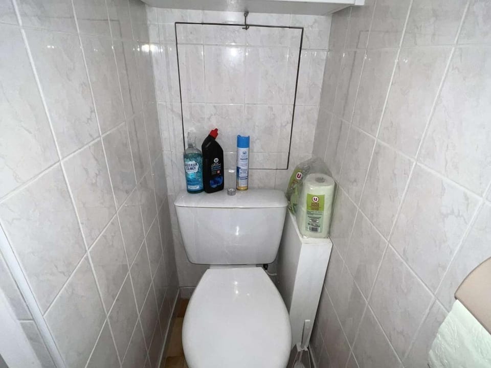 Studio Cabine avec Parking, Animaux Acceptés, Vue sur Port Cabin in Agde