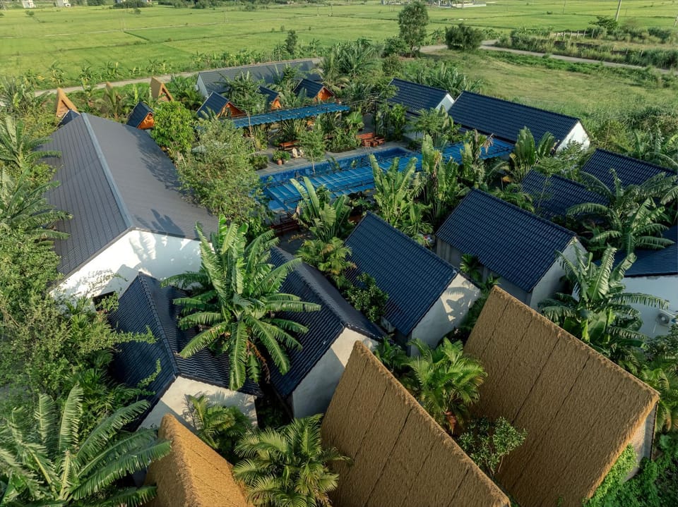 Property building, Spring, Day, Natural landscape, Bird's eye view, Garden, Garden view
