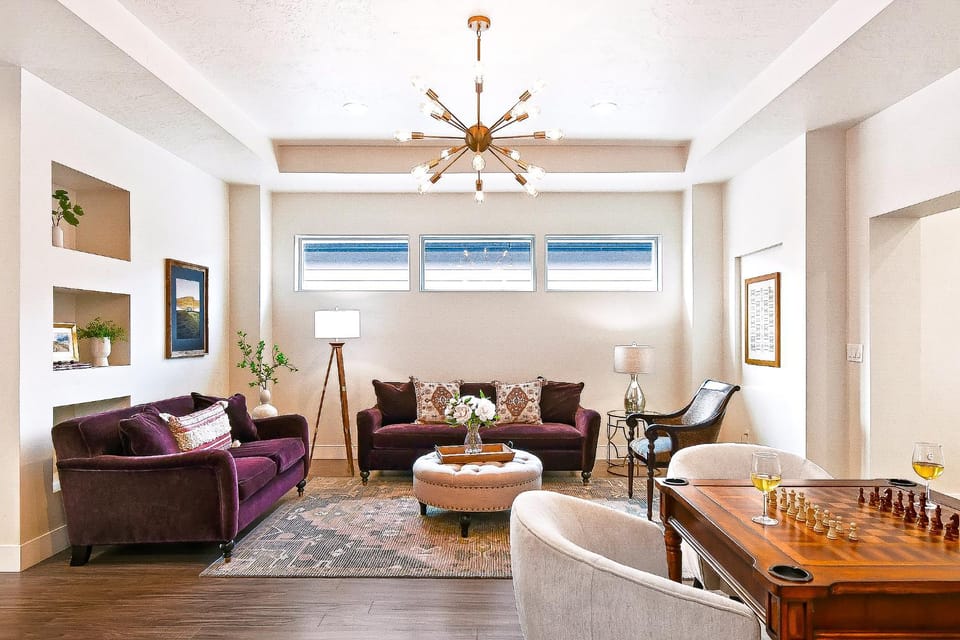 Living room, Seating area