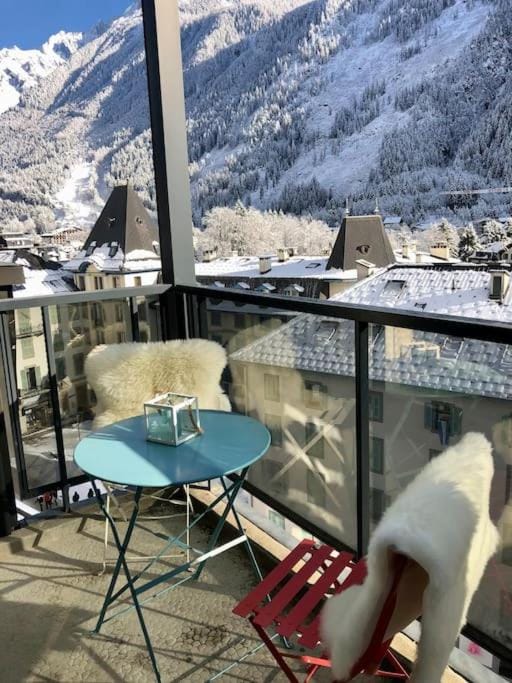 View (from property/room), Balcony/Terrace, Mountain view