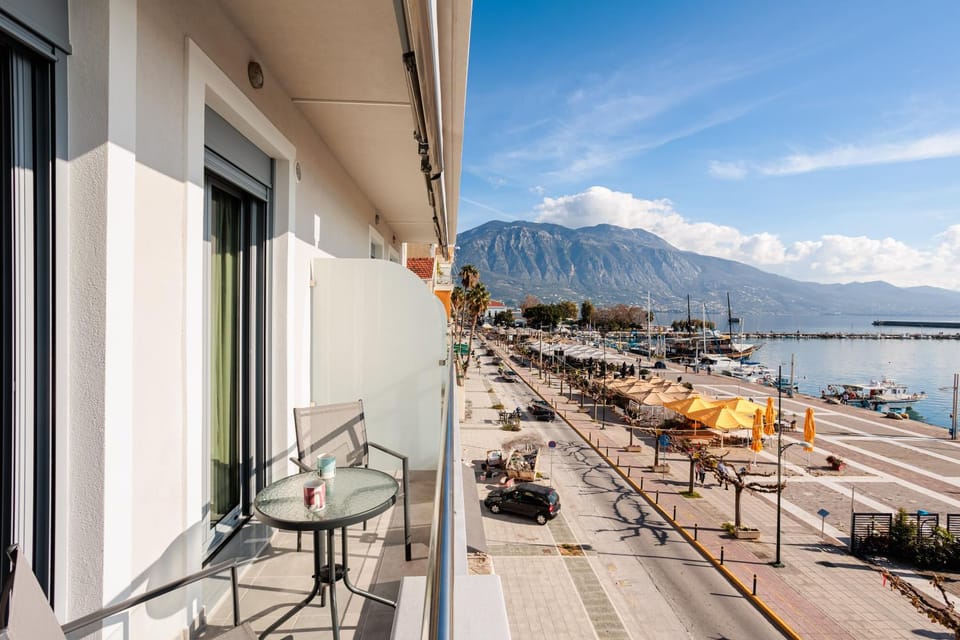 View (from property/room), Balcony/Terrace, Mountain view, Sea view