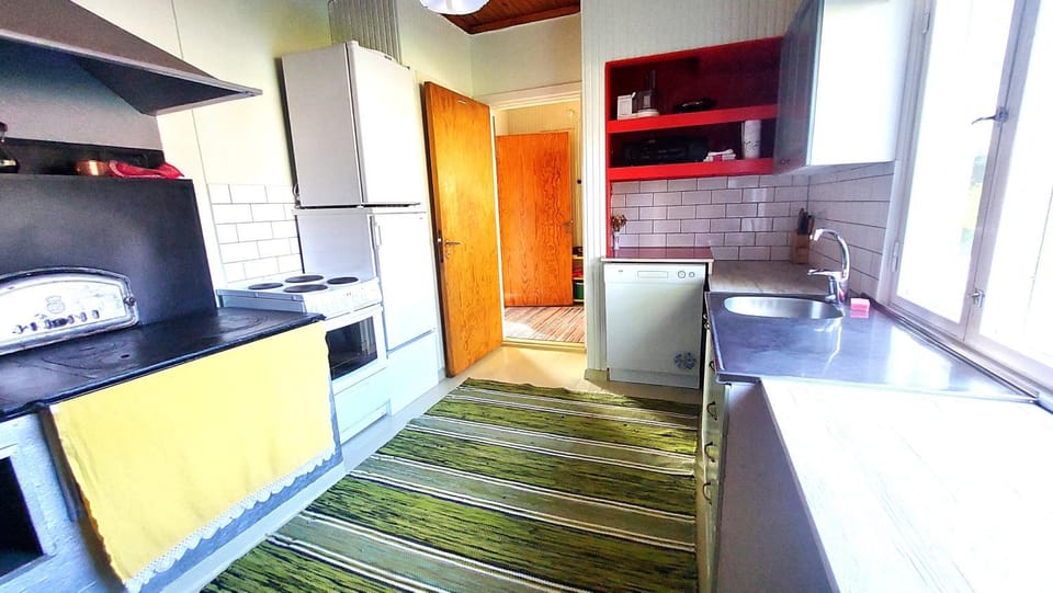 Kitchen or kitchenette, kitchen, kitchen