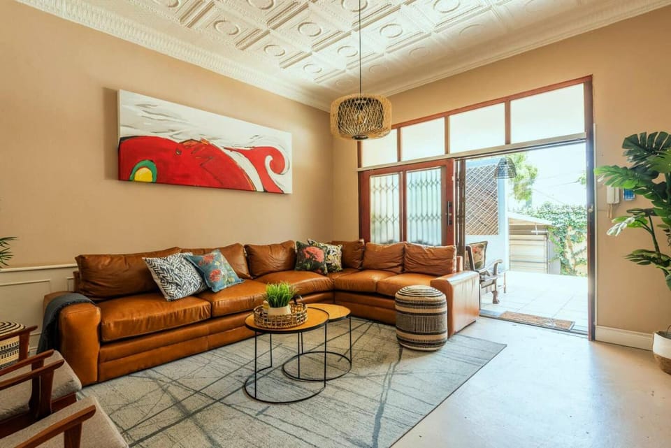 Communal lounge/ TV room, Living room, Seating area