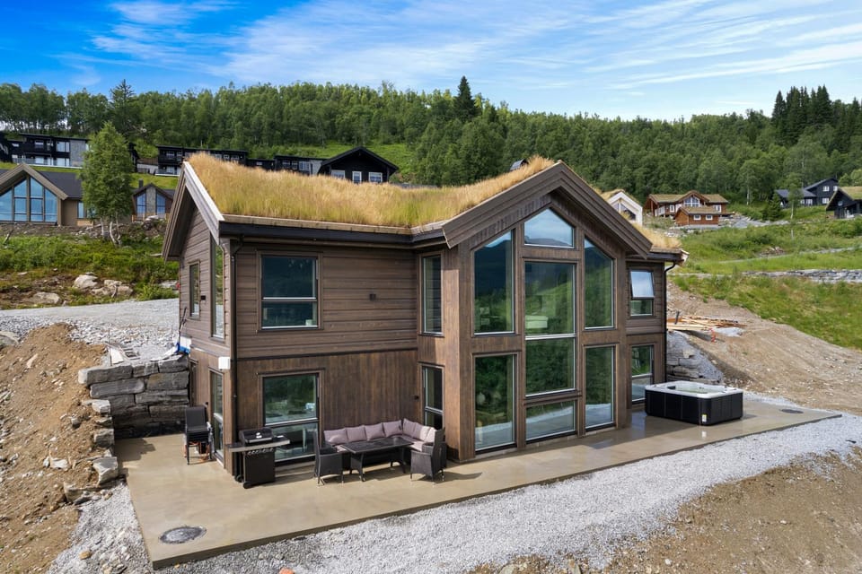 Property building, Natural landscape, Seating area, hair dresser
