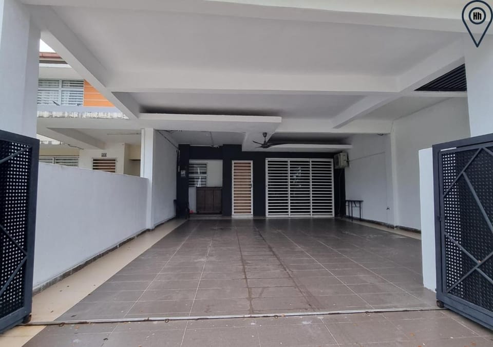 Property building, Parking