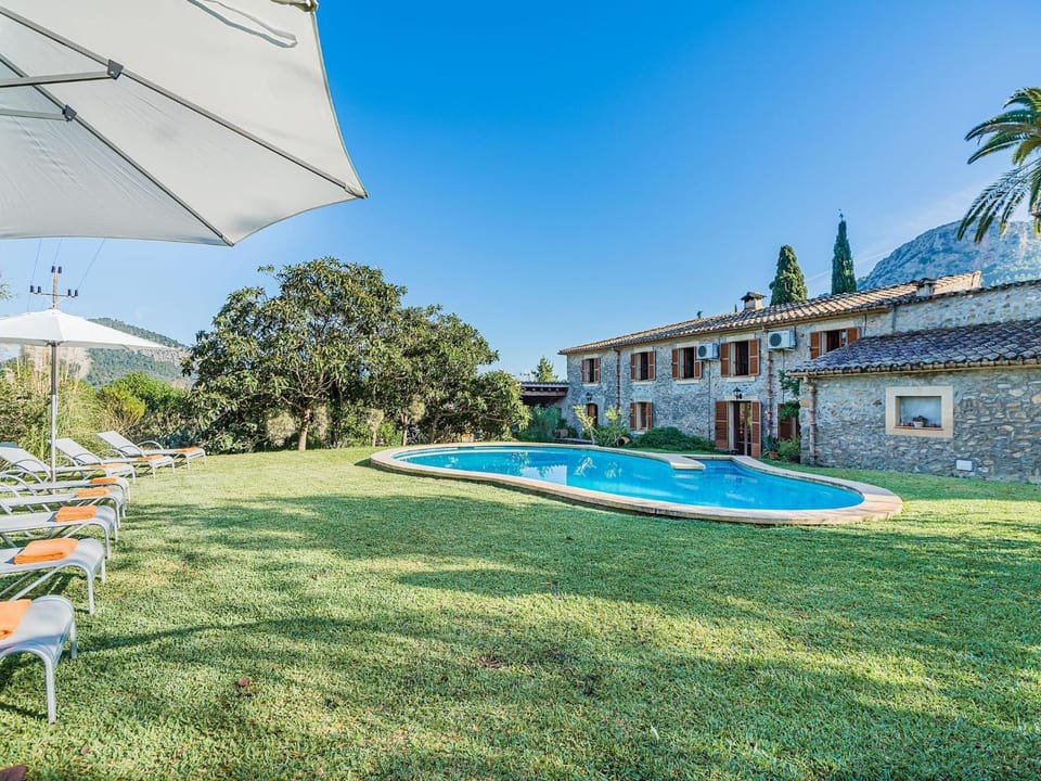 Villa Can Fanals by SunVillas Mallorca House in Raiguer