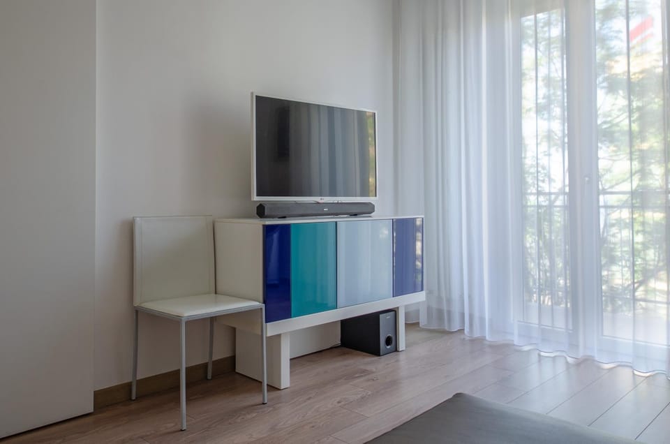 TV and multimedia, Living room