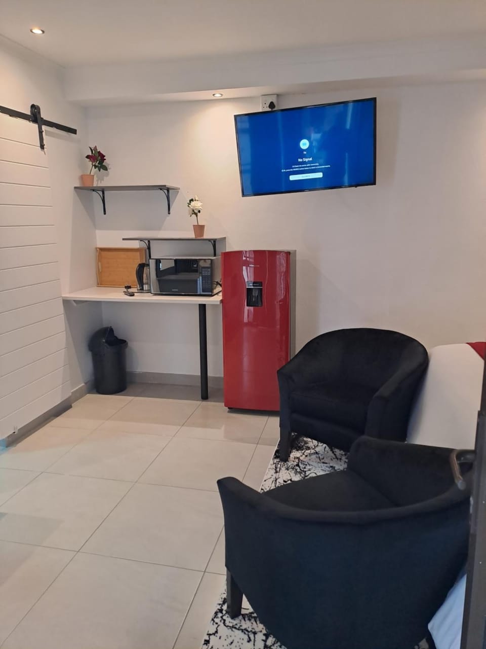 Mint Guesthouse Bed and Breakfast in Gauteng