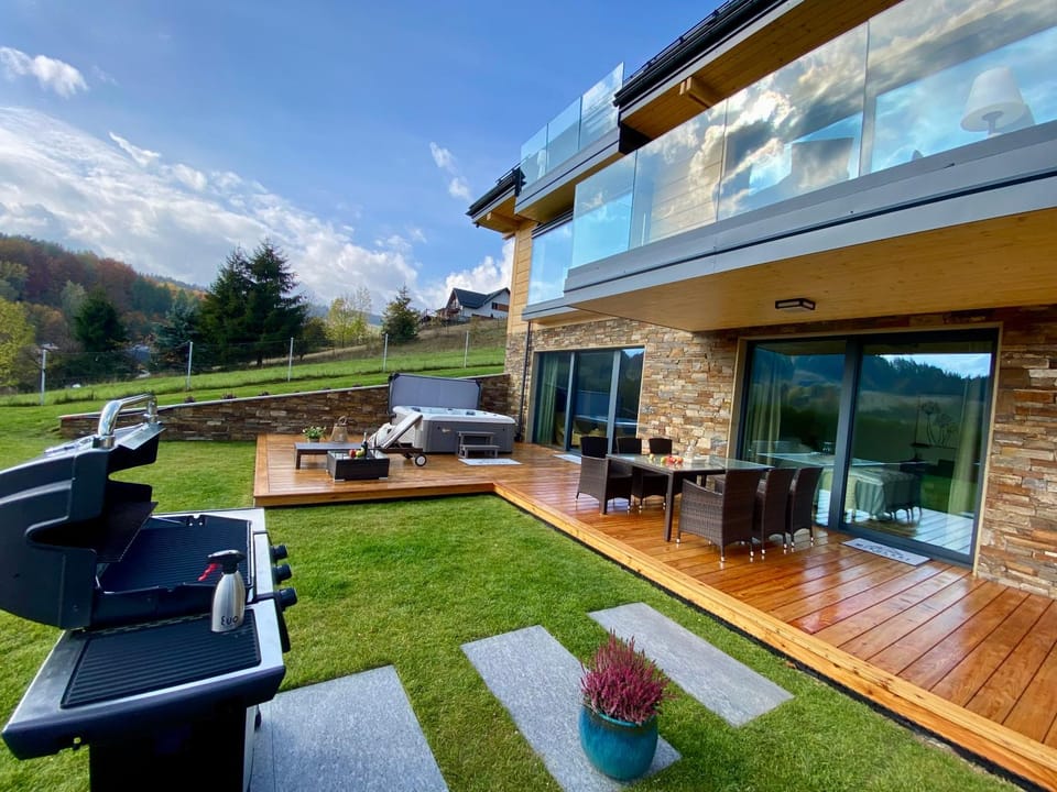 Natural landscape, Hot Tub, View (from property/room), Balcony/Terrace, Balcony/Terrace