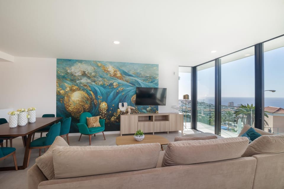Day, Natural landscape, TV and multimedia, View (from property/room), Living room, Decorative detail, Seating area, Dining area, Evening entertainment, City view, Garden view, Pool view, Sea view, Seasons, air conditioner