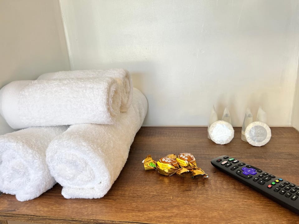 Bathroom, towels